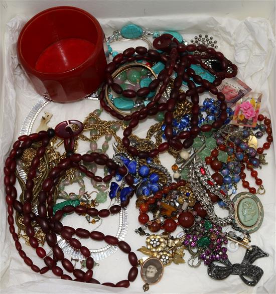Mixed Antique & Vintage costume jewellery